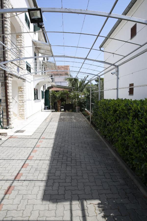 Apartments Lepur Vodice Extérieur photo