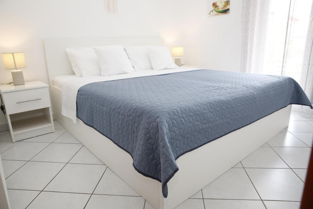 Apartments Lepur Vodice Extérieur photo