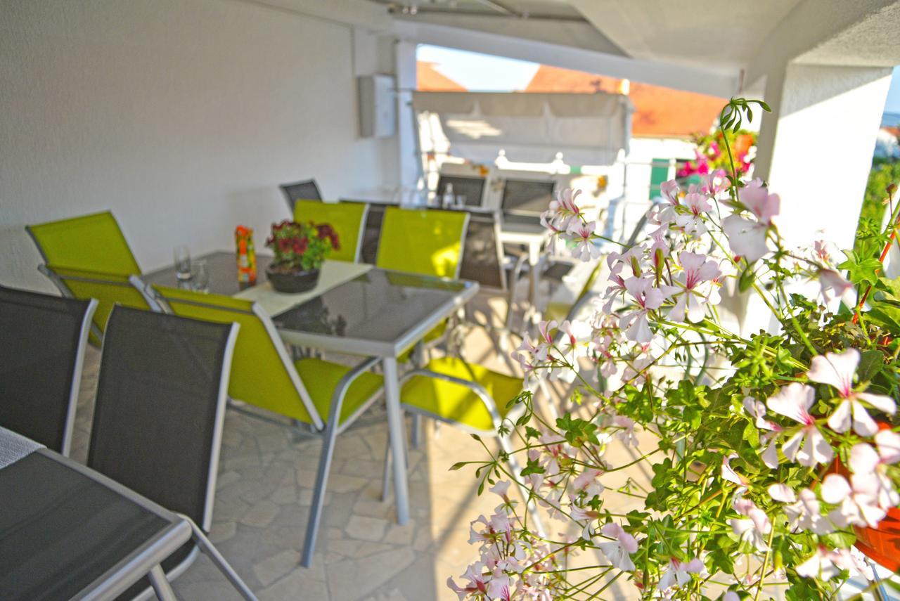 Apartments Lepur Vodice Extérieur photo