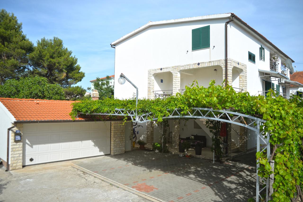 Apartments Lepur Vodice Extérieur photo
